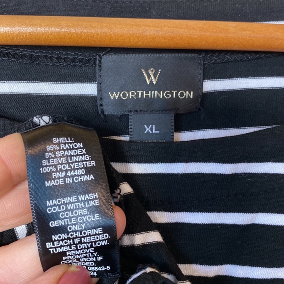 Worthington sleeve striped blouse - Picture 3 of 4